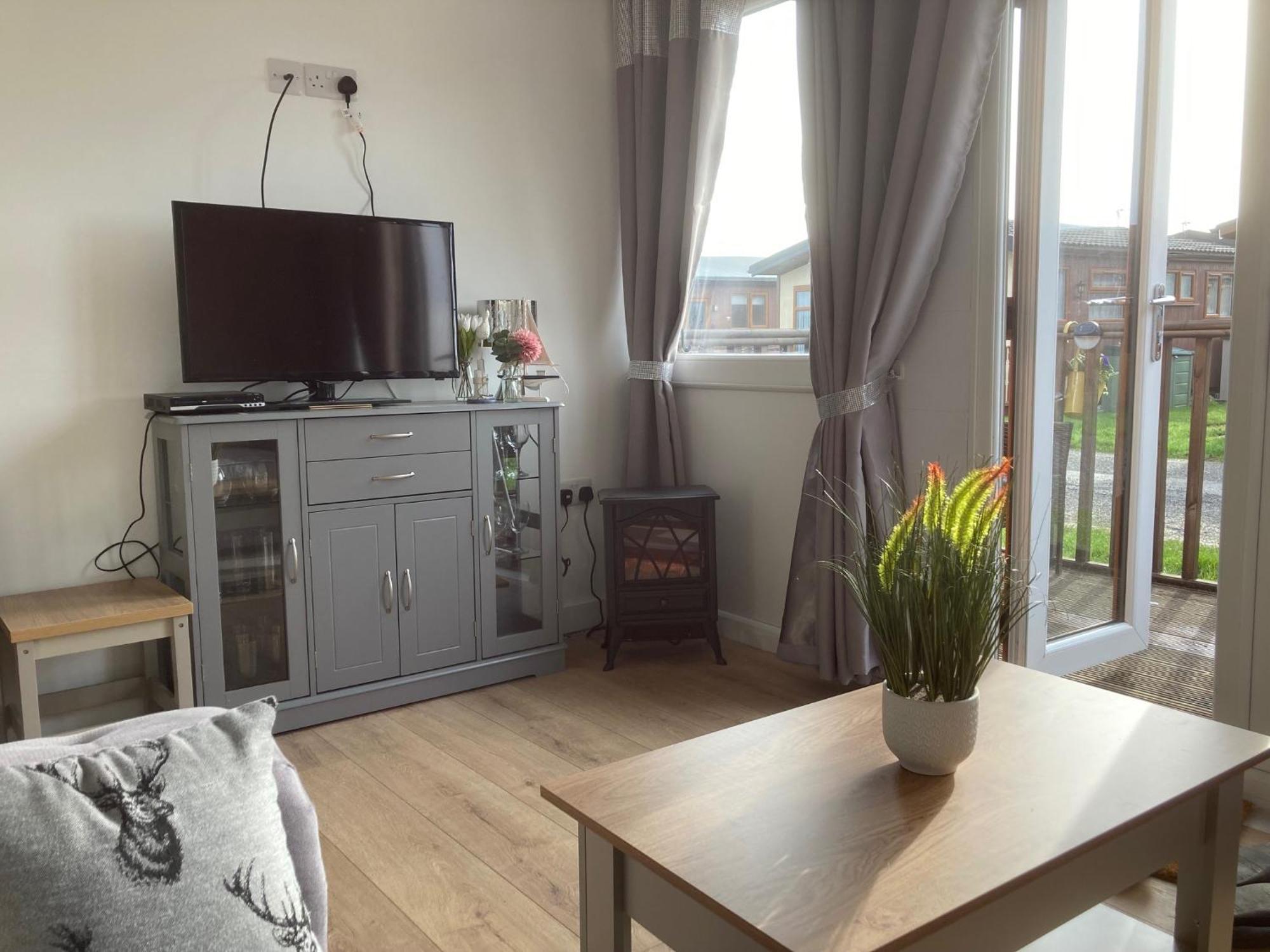 J16 Mablethorpe Pet Friendly Chalet Екстериор снимка